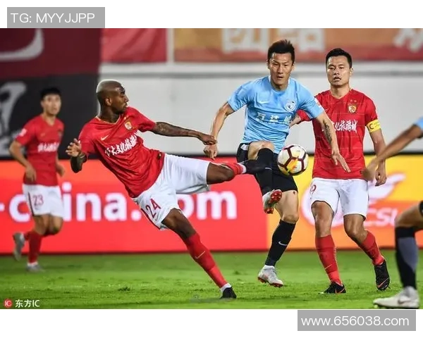 广州恒大主场大胜,领跑中超积分榜,卫冕冠军势不可挡 广州恒大主场大胜,领跑中超积分榜,卫冕冠军势不可挡